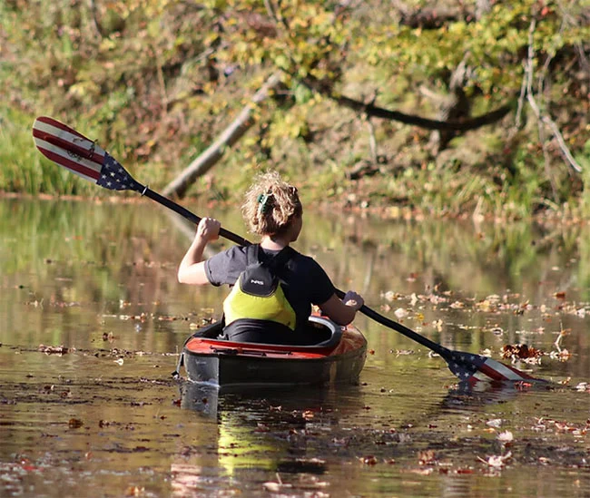 Slipstream Ganzer 105 Kayak Vacuum Infused Layup | Egg Yolk Yellow Deck, Natural KCH Hull - Image 2