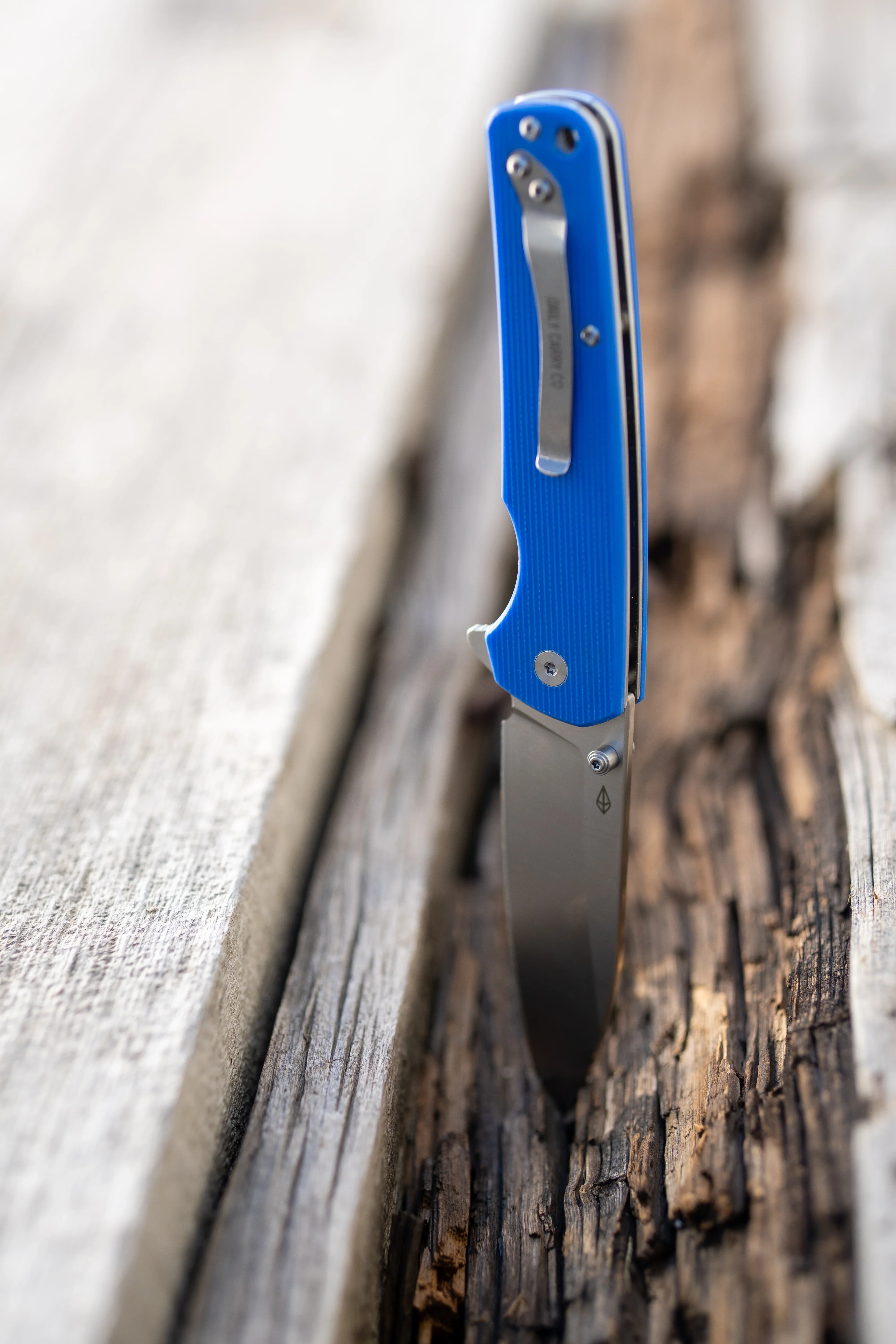 Gauntlet Button Lock Folding Knife Drop Point - Image 4