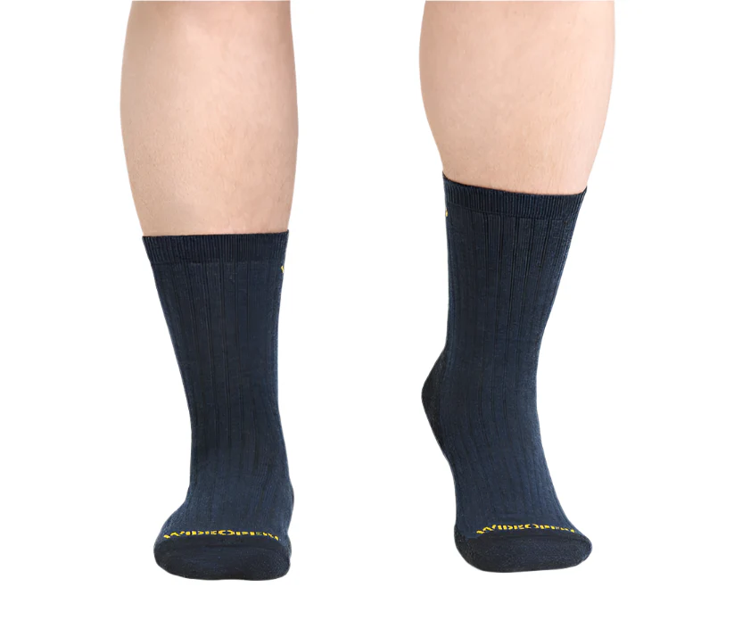 Men's Solid Cushioned Micro Crew Socks - Image 3