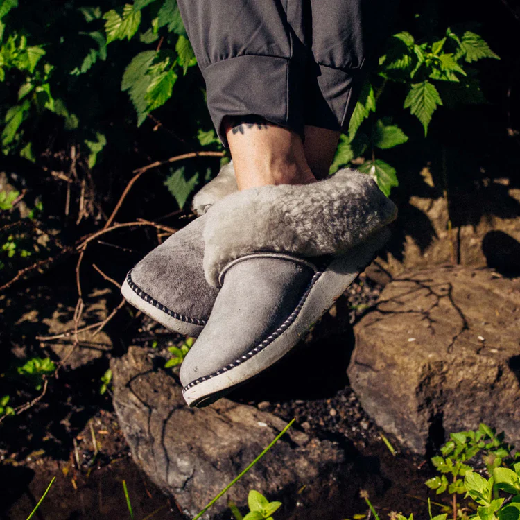Olukai Womens Kui Slip On Slippers - Image 2