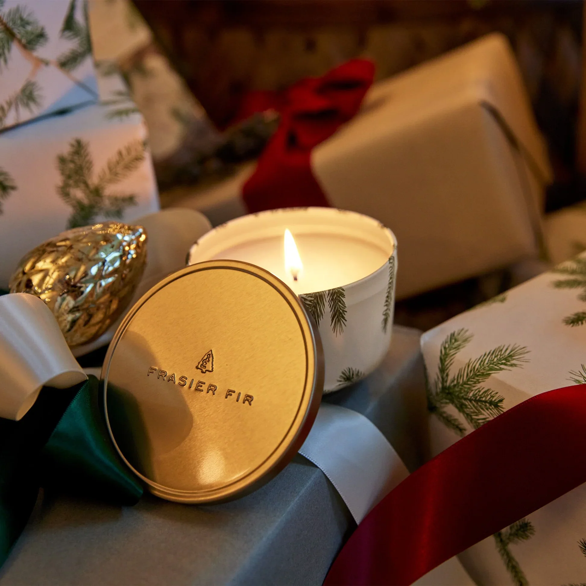 Frasier Fir Candle Tin with Gold Lid - Image 3