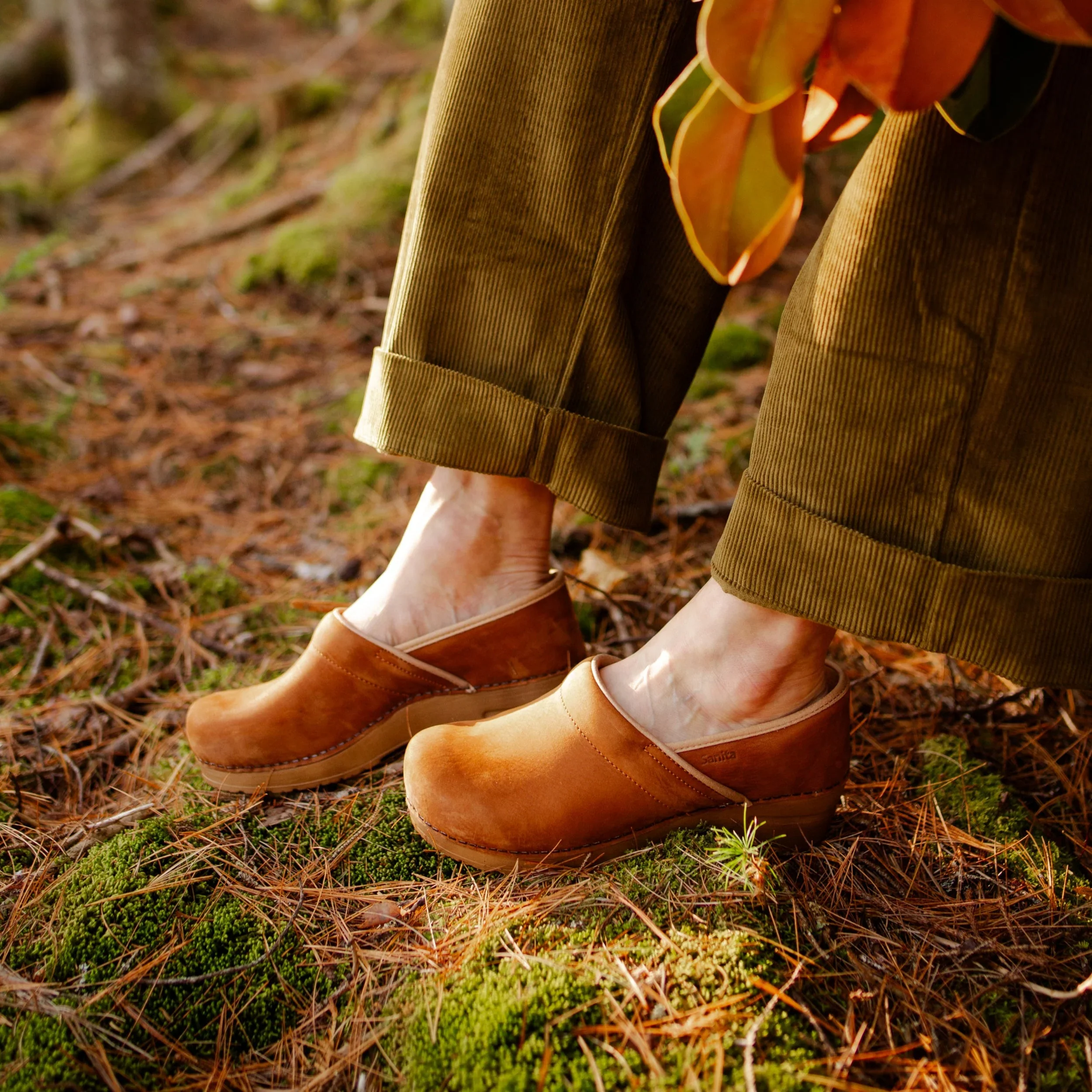 Women's Pro Smooth Oiled Leather Clog - Image 5