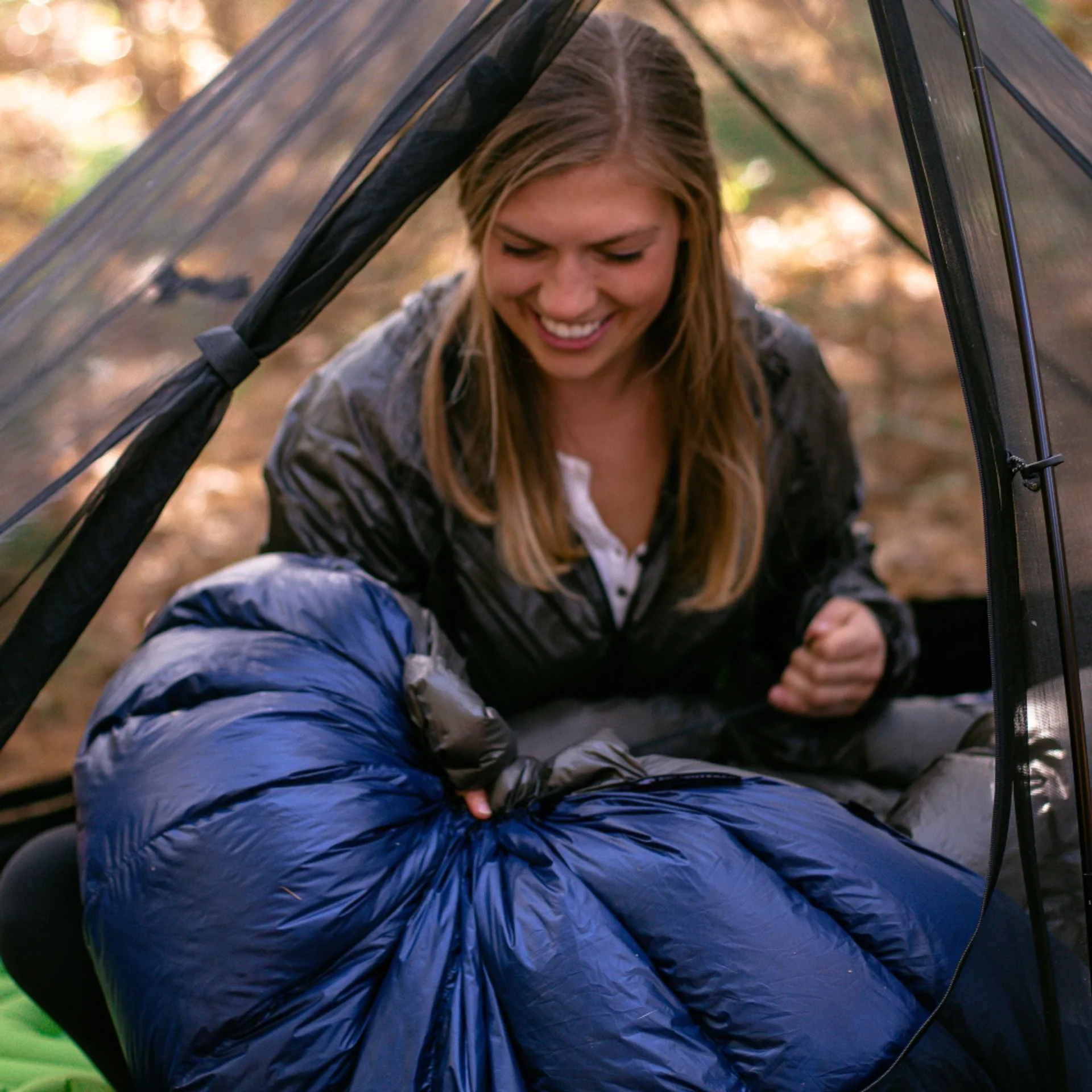 Revelation 20° Sleeping Quilt | Navy Charcoal - Image 2