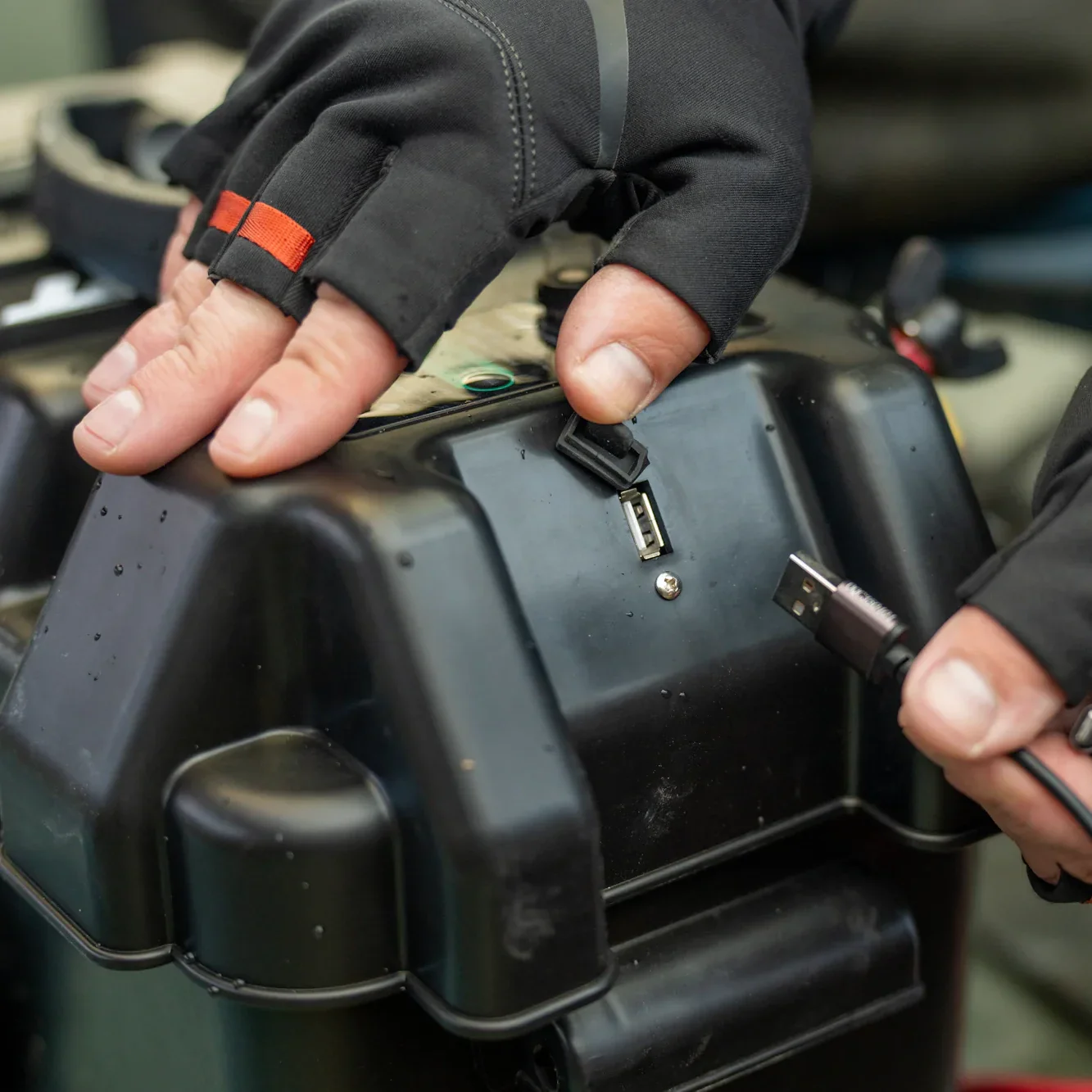 Newport Motors Smart Battery Box - Image 2