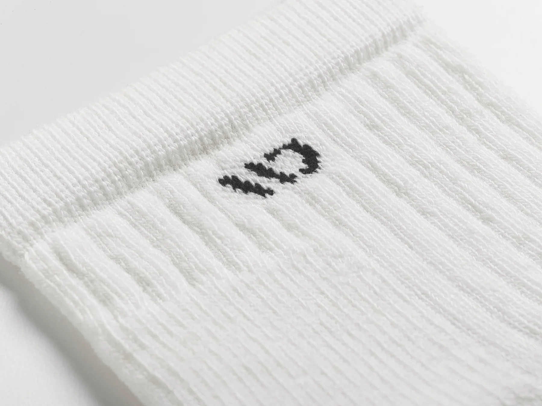 Men's Solid Cushioned Quarter Socks | White - Image 5