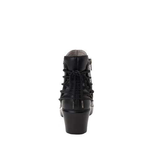 Stevee Boot | Cute Stuff Ink - Image 3