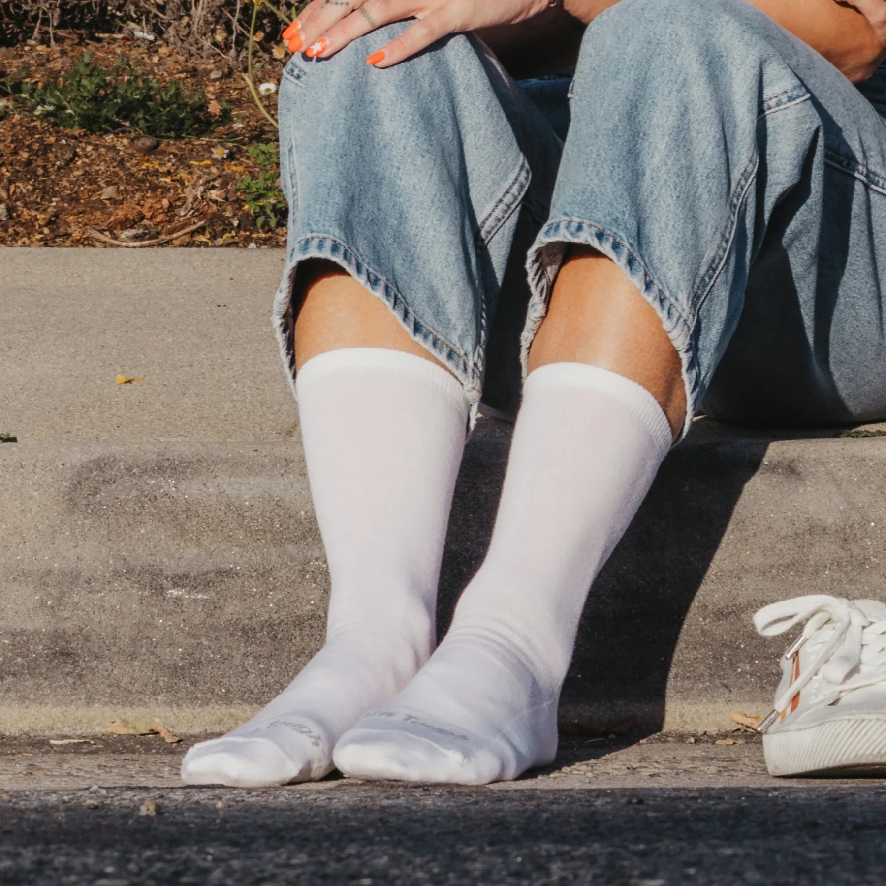 Women's Solid Basic Lightweight Crew Sock | White - Image 2