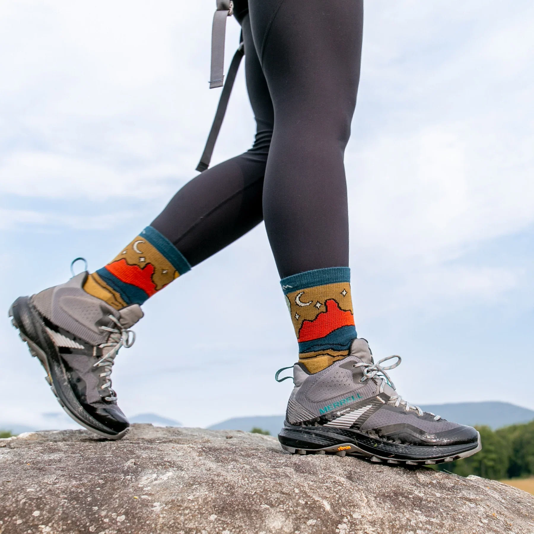 Women's Celeste Micro Crew Midweight Hiking Socks | Sandstone - Image 4
