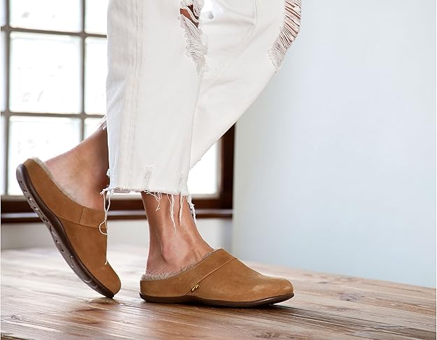 Women's Vienna Slipper | Classic Tan - Image 2